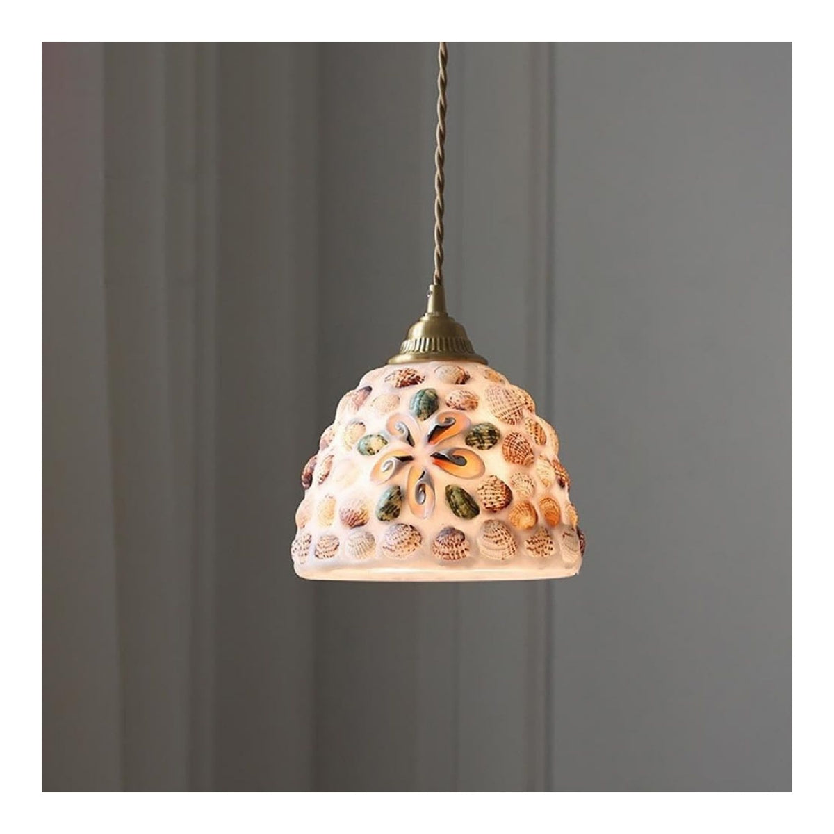 Suspension decoratif Ambre avec diffusion lumineuse harmonieuse E27 Q8-8216