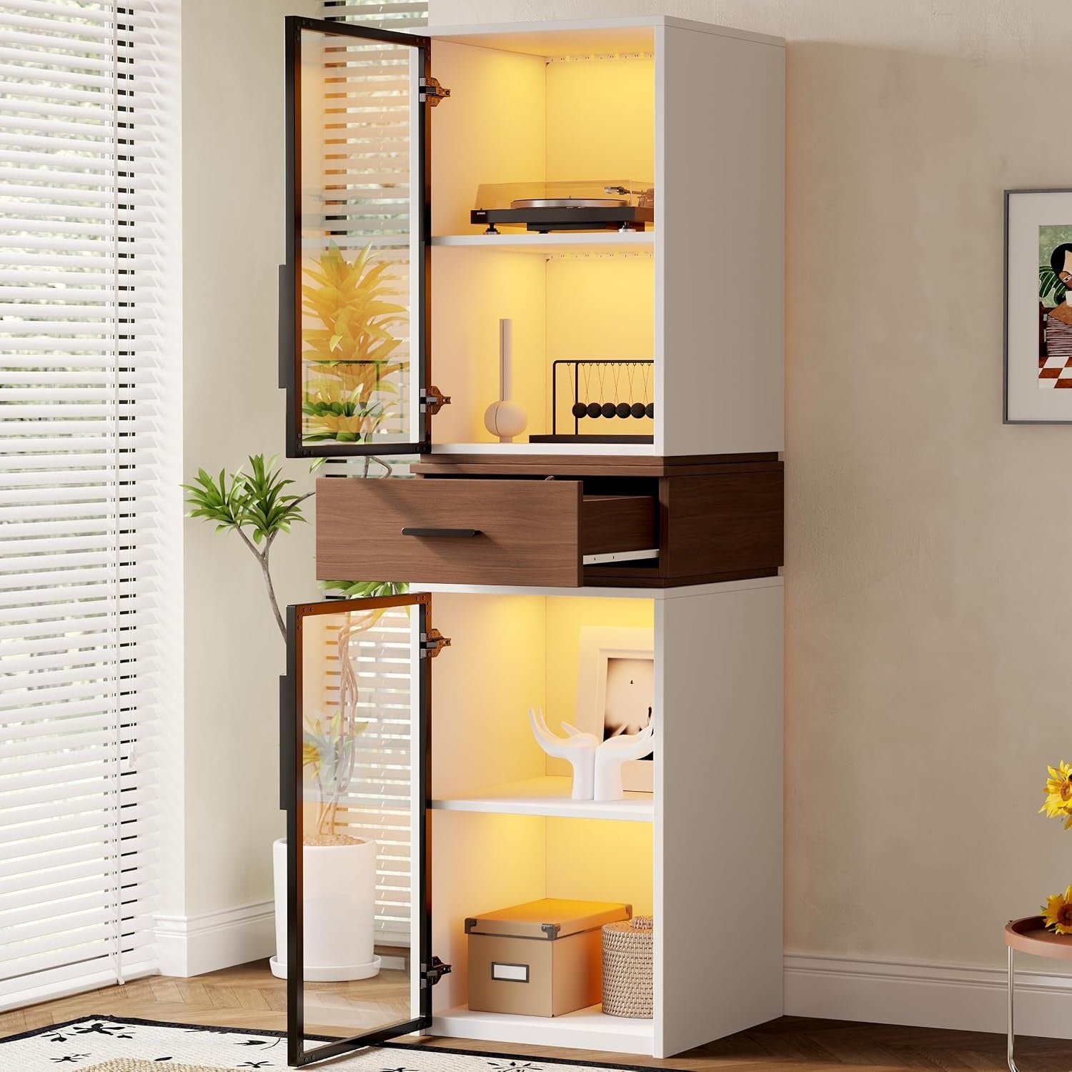 Vitrine verticale blanche 40 x 40 x 200 cm avec lumiere LED, portes en verre trempe et tiroir finition noyer pour exposer vos objets