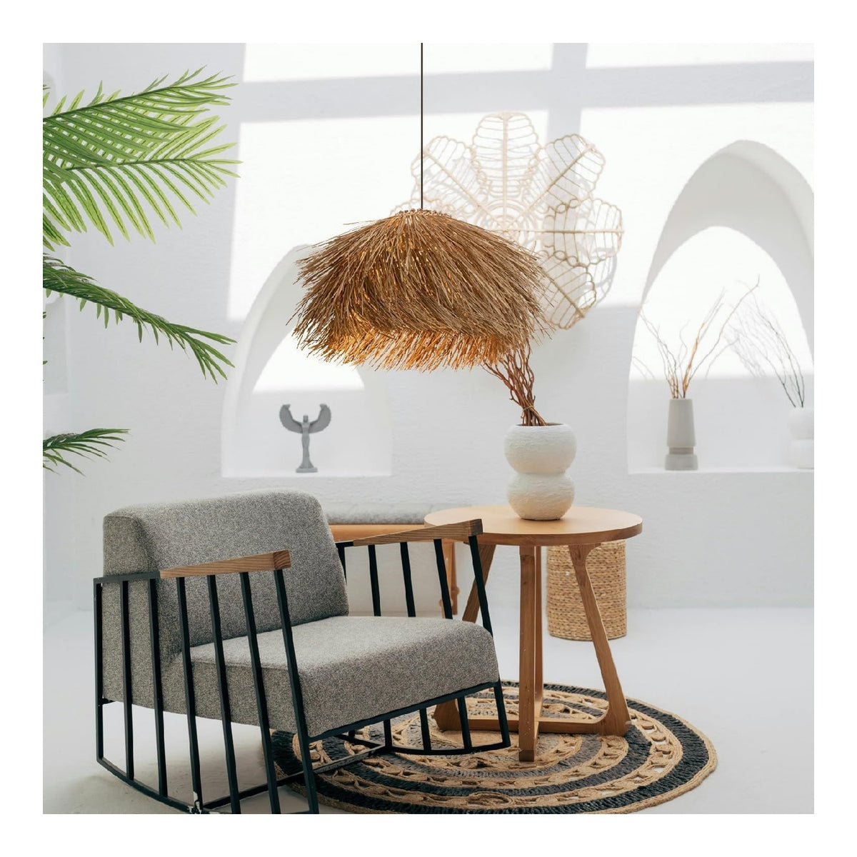 Solution lumineuse Noir et Ambre au dessin sobre en format suspension 60 W E27