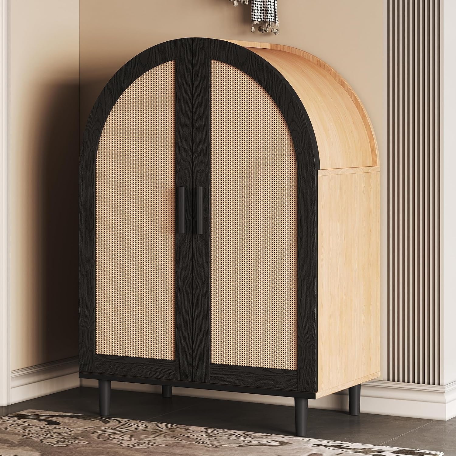 Solution de rangement avec facade en rotin, 3 niveaux et etageres reglables pour chaussures et objets decoratifs